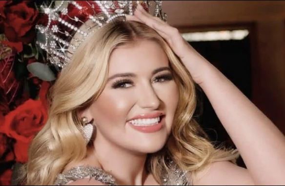 இந்தியாவில் “விலை மாதுவாக பாவிக்கப்பட்டேன்”... மிஸ்.இங்கிலாந்து பரபரப்பு குற்றச்சாட்டு... 2 4 6