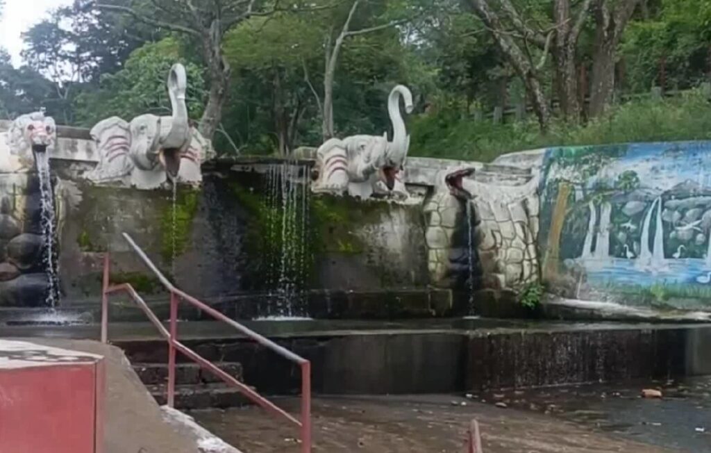 சிறுமலை செயற்கை நீர்வீழ்ச்சி செயலிழப்பு: நிர்வாகத் திறனற்ற திமுக ஆட்சி.. அதிமுக குற்றச்சாட்டு! siruvani