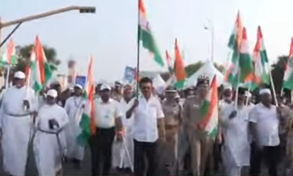 முதலமைச்சர் ஸ்டாலின் தலைமையில் பேரணி.. ஆயிரக்கணக்கானோர் பங்கேற்பு! stalin