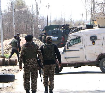 காஷ்மீரில் ‘ஆபரேஷன் அகல்’… பயங்கரவாதி சுட்டுக் கொலை… 4 1