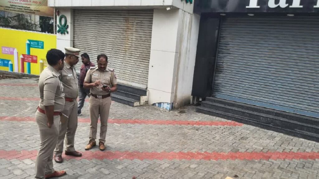 தலையில் கல்லை போட்டு கொலை! இரவில் நடந்த பயங்கரத்தால் பொதுமக்கள் பீதி murderr