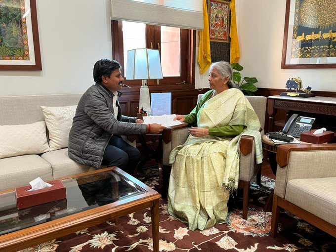 நிர்மலா சீதாராமனை சந்தித்த அருண் நேரு எம்பி. உண்மை என்ன தெரியுமா? meeting