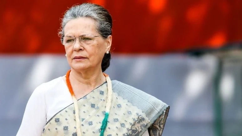 சோனியா காந்தி மருத்துவமனையிலிருந்து டிஸ்சார்ஜ்! sonia gandhi hospital