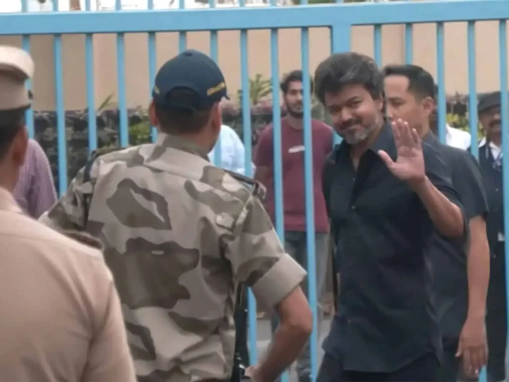 vijay black shirt