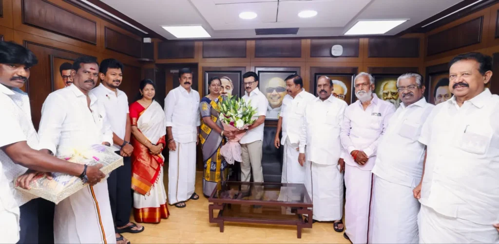 கொடியில் கருப்பு சிவப்பு!. தேமுதிக-திமுக நல்லுறவு தமிழ்நாட்டின் உயர்வுக்குப் பங்களிக்கட்டும்!. முதல்வர் ஸ்டாலின்! anna arivalaiyam premalatha