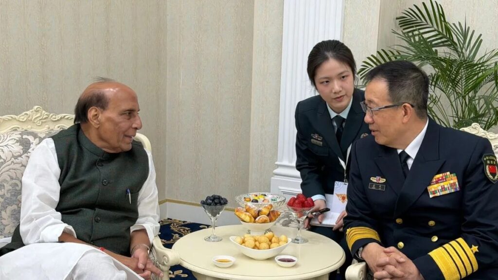 Rajnath meets China minister