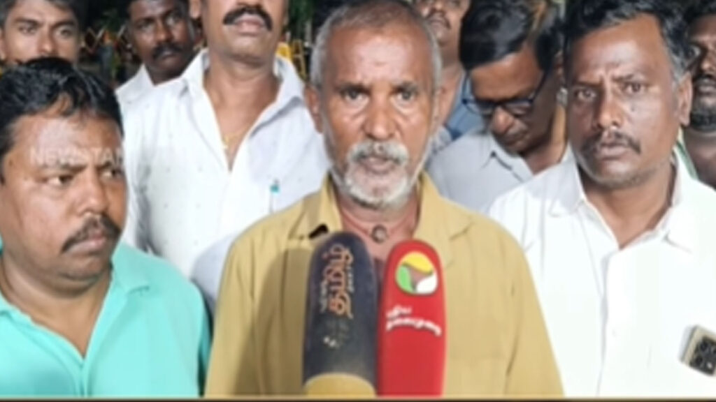 காங்கிரஸ் நிர்வாகிக்கு கொலை மிரட்டல் – ஆட்டோ சேதம்; EX அமைச்சர் அனிதா ராதாகிருஷ்ணன் மீது புகார் 1 003 congress 2
