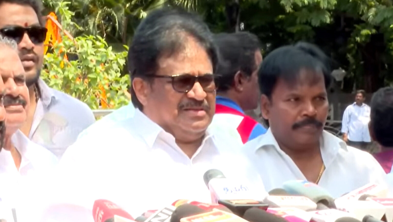 விமர்சனத்தை தவிர்ப்பது திமுகவுக்கு நல்லது – திருநாவுக்கரசர் பதிலடி 004 Thirunavukkarasau