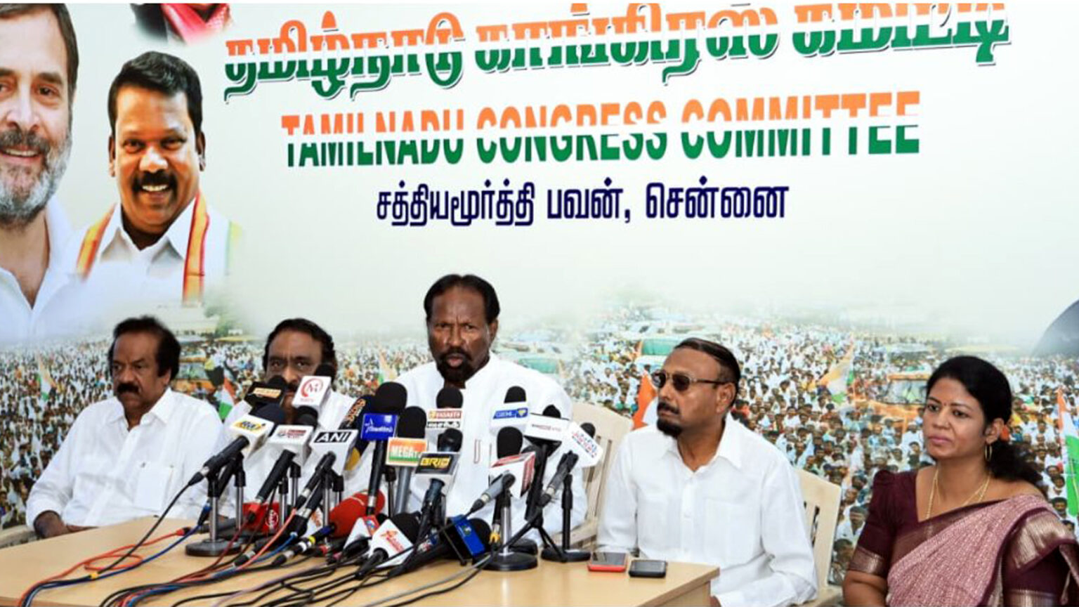 தோல்வியை ஆராய காங்கிரசில் விசாரணைக்குழு– 60 நாட்களுக்குள் ஆய்வறிக்கை தாக்கல் 005 congress