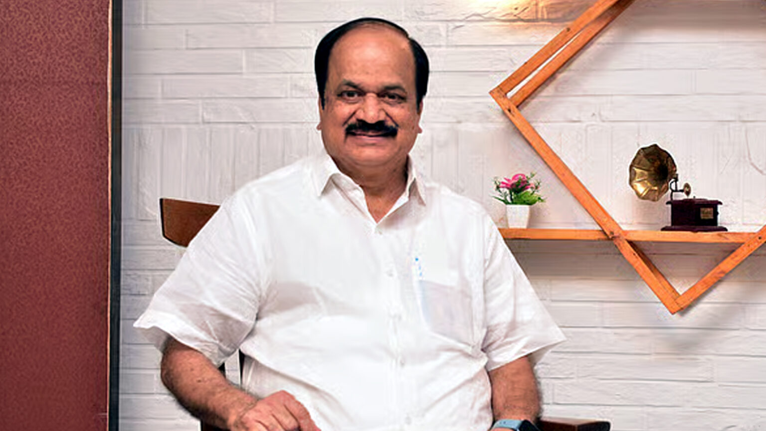 அதிமுக விவகாரம் – நான் நடுநிலையோடு செயல்படுகிறேன் – சபாநாயகர் ஜே.சி.டி. பிரபாகர் 007 jcd