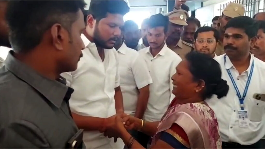 அரசு மருத்துக்கல்லூரியில் ஆய்வு; அமைச்சர் முகமது பர்வேஸ் அதிரடி 2 010 pudukottai