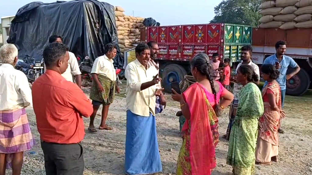மூட்டைக்கு ரூ. 50 லஞ்சம் – அதிகாரிகளை மாத்துங்க – கொந்தளிக்கும் விவசாயிகள்; முதலமைச்சருக்கு கோரிக்கை! 012 agri