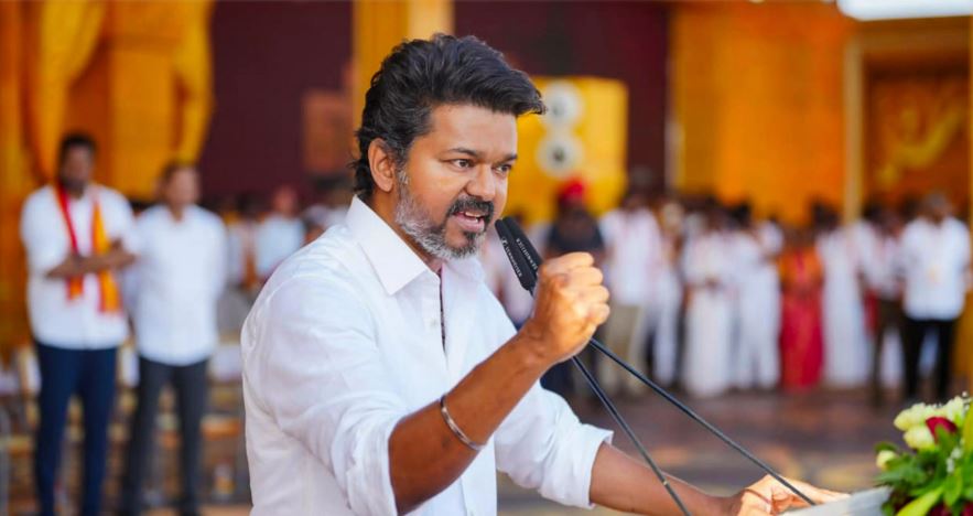 பெரும்பான்மை இல்லாததால் தவெக எடுக்கப்போகும் நடவடிக்கை என்ன? 14 நாட்கள் அவகாசம் கேட்டு ஆளுநருக்கு கடிதம்..! 2 2