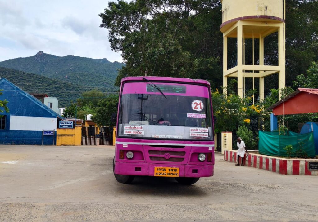 தீண்டாமையால் நிறுத்தப்பட்ட அரசுப் பேருந்து… அமைச்சர் வன்னி அரசு அதிரடி உத்தரவு! Coimbatore bus