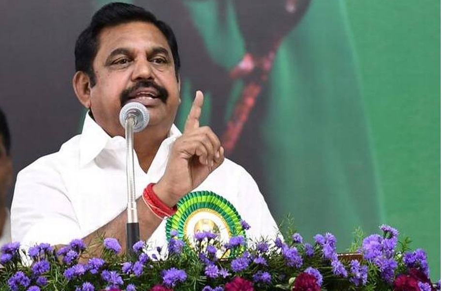 எடப்பாடி உருக்கம்… அதிமுக மாவட்டச் செயலாளர்கள் கூட்டத்தில் விவாதிக்கப்பட்டது என்ன? EPS