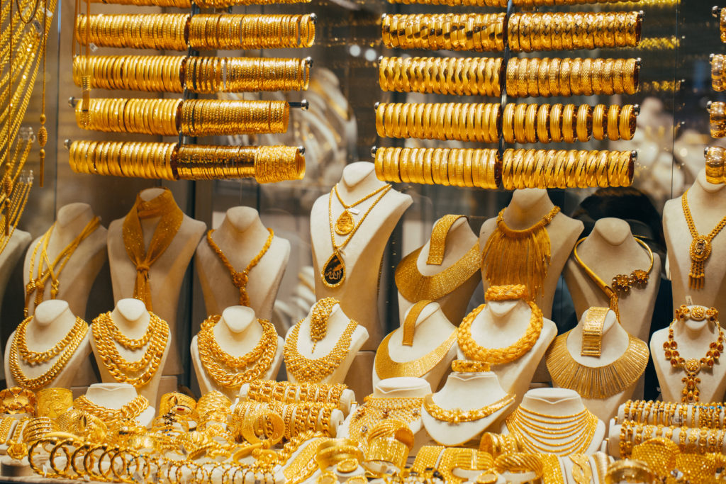 தங்கம் வாங்குவதை தவிர்க்க வேண்டுமா… ஏன்? Gold