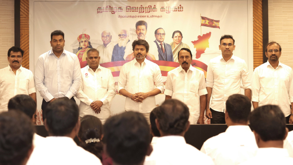 டெல்லி அரசியலில் தடம் பதிக்கும் தவெக! மாநிலங்களவை எம்.பி.-யை தேர்வு செய்ய விஜய் தீவிரம் 3 Vijay 4 1