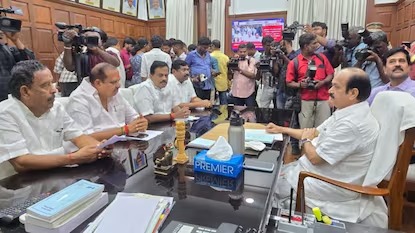 விதிகளை மீறி ராஜினாமா ஏற்பு; சபாநாயகர் நடவடிக்கை முரணானது!. அக்ரி கிருஷ்ணமூர்த்தி குற்றச்சாட்டு agri krishnamurthi