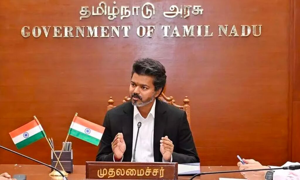 தவெகவில் இணைந்த 3 அதிமுக MLA-க்கள்..!! முதல்வர் விஜய்யை நேரில் சந்தித்து வாழ்த்து..!! image 24