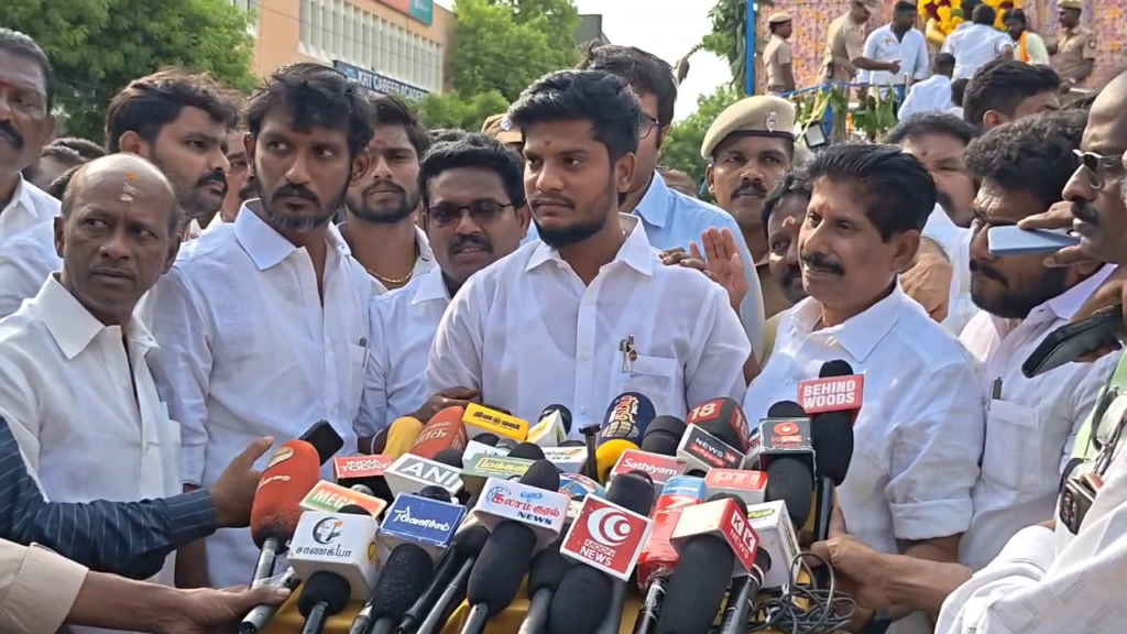 சாதி பார்த்து கொடுக்கப்பட்டதா பதவி? – அறநிலையத்துறை அமைச்சர் ரமேஷ் காட்டம் vlcsnap 2026 05 23 12h15m12s574