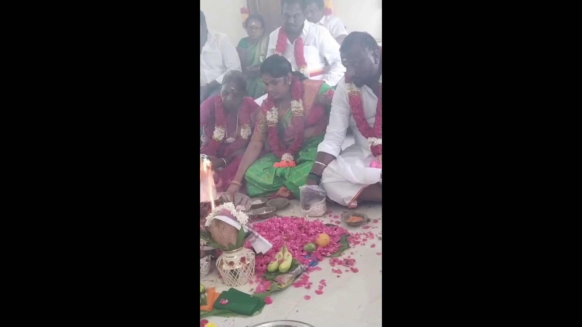 வெளுத்துப்போன அரசியல் சாயம்... சர்ச்சையில் செங்கல்பட்டு தவெக எம்.எல்.ஏ! 1 vlcsnap 2026 05 23 16h56m08s553
