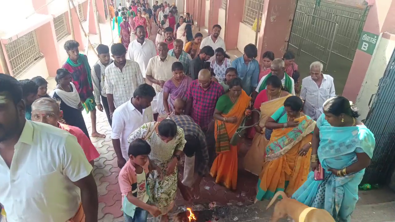 வைகாசி விசாகம் கோலாகலம்: பழனியில் குவிந்த பக்தர் கூட்டம்! 1 vlcsnap 2026 05 30 16h17m52s011