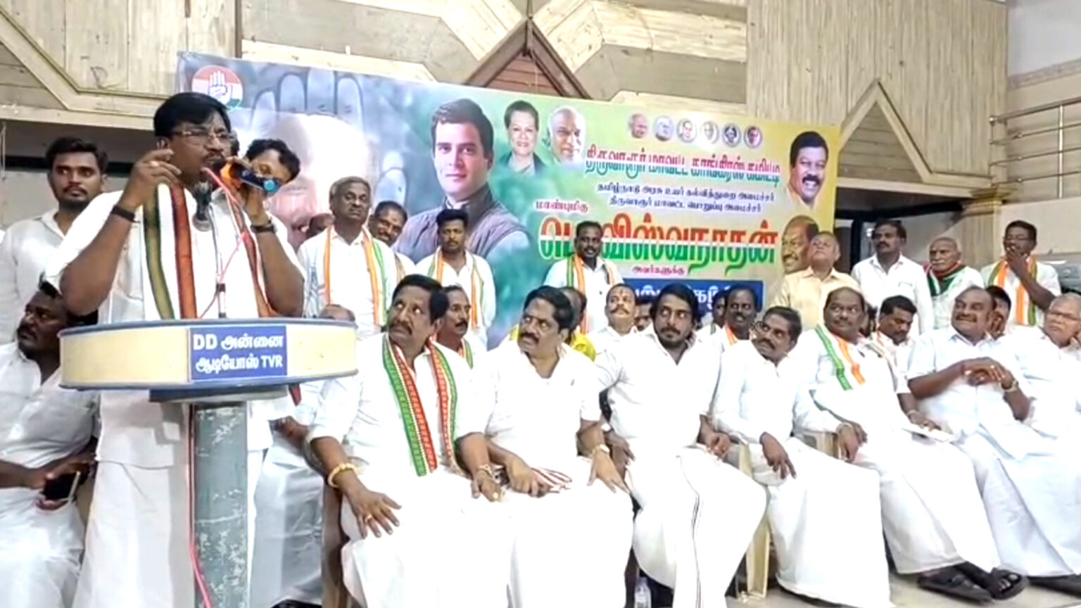 பாமர மக்களுக்கான பரிந்துரைகளை ஒருபோதும் புறக்கணிக்கமாட்டோம் – அமைச்சர் விஸ்வநாதன் திட்டவட்டம் 001 congress viswanatha