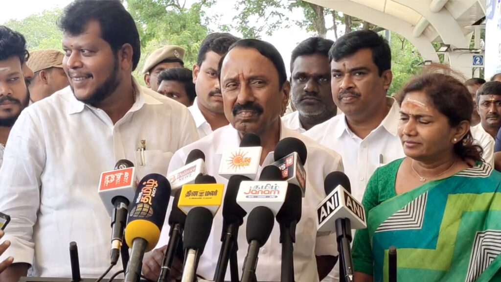 தவெக ஆள்பிடிக்கிறதா? – மு.க.ஸ்டாலினுக்கு செங்கோட்டையன் பளீச் பதில் 009 KAS
