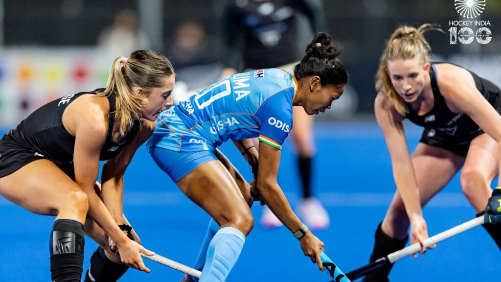 FIH மகளிர் நேஷன்ஸ் கப் போட்டி’ நியூசிலாந்தை வீழ்த்தி இந்திய அணி சாம்பியன் - வீராங்கனைகளுக்கு தலா ரூ.3 லட்சம் பரிசு 3 011 hockey india c