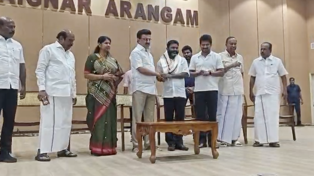 மெகா ட்விஸ்ட்..!! மிகப்பெரிய படையுடன் திமுகவில் இணைந்தார் பனையூர் பாபு..!! Screenshot 2026 06 07 at 12.48.17 PM
