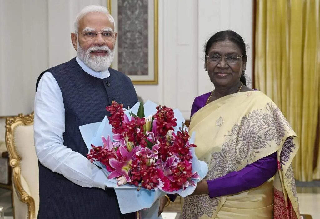அமைச்சரவையில் மாற்றம்? குடியரசுத்தலைவருடன் பிரதமர் மோடி சந்திப்பு! WhatsApp Image 2026 06 24 at 8.44.57 AM