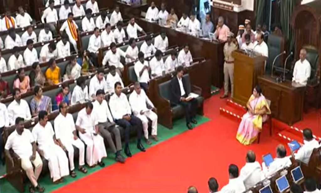 17வது சட்டப்பேரவையின் முதல் கூட்டம்..!! தமிழ்த்தாய் வாழ்த்துடன் தொடங்கி தேசிய கீதத்துடன் நிறைவு..!! image 11 10