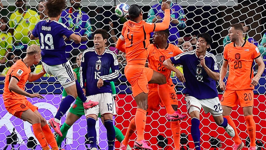 உலகக்கோப்பை கால்பந்து: பலப்பரீட்சை நடத்திய நெதர்லாந்து – ஜப்பான்..!! டிராவில் முடிந்த மேட்ச்..!! image 13 4