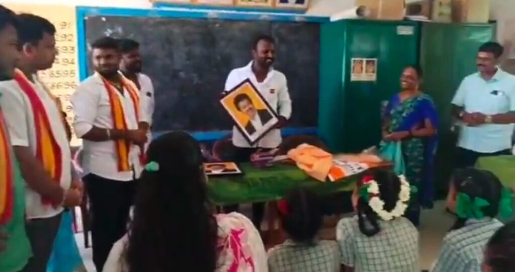 பள்ளி வகுப்பறைக்குள் ரீல்ஸ்..!! இதை முதல்வர் விஜய்யே ஏத்துக்க மாட்டார்..!! அண்ணாமலை கண்டனம்..!! image 14 10