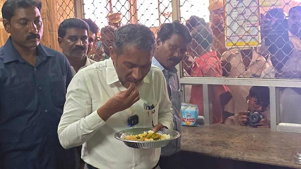 இதென்ன.. நவதானிய சாப்பாடா..!! அம்மா உணவகத்தில் உண்டு அமைச்சர் வன்னிஅரசு ஆய்வு..!! image 15 3