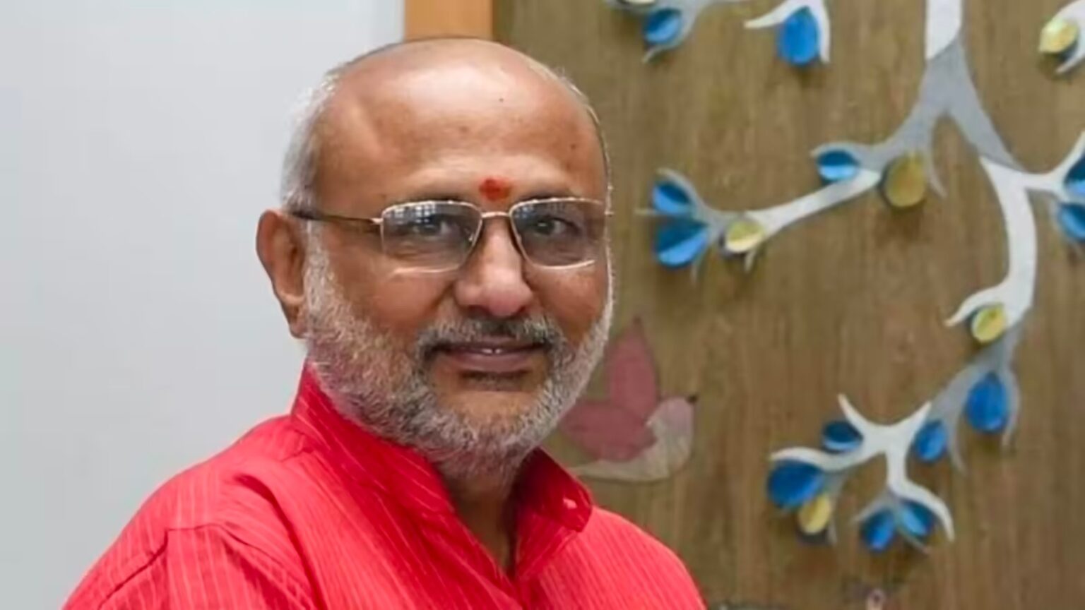 அழியாத முத்திரையைப் பதித்தவர் பாரதிராஜா..!! துணை குடியரசுத் தலைவர் இரங்கல்..!! image 24 3