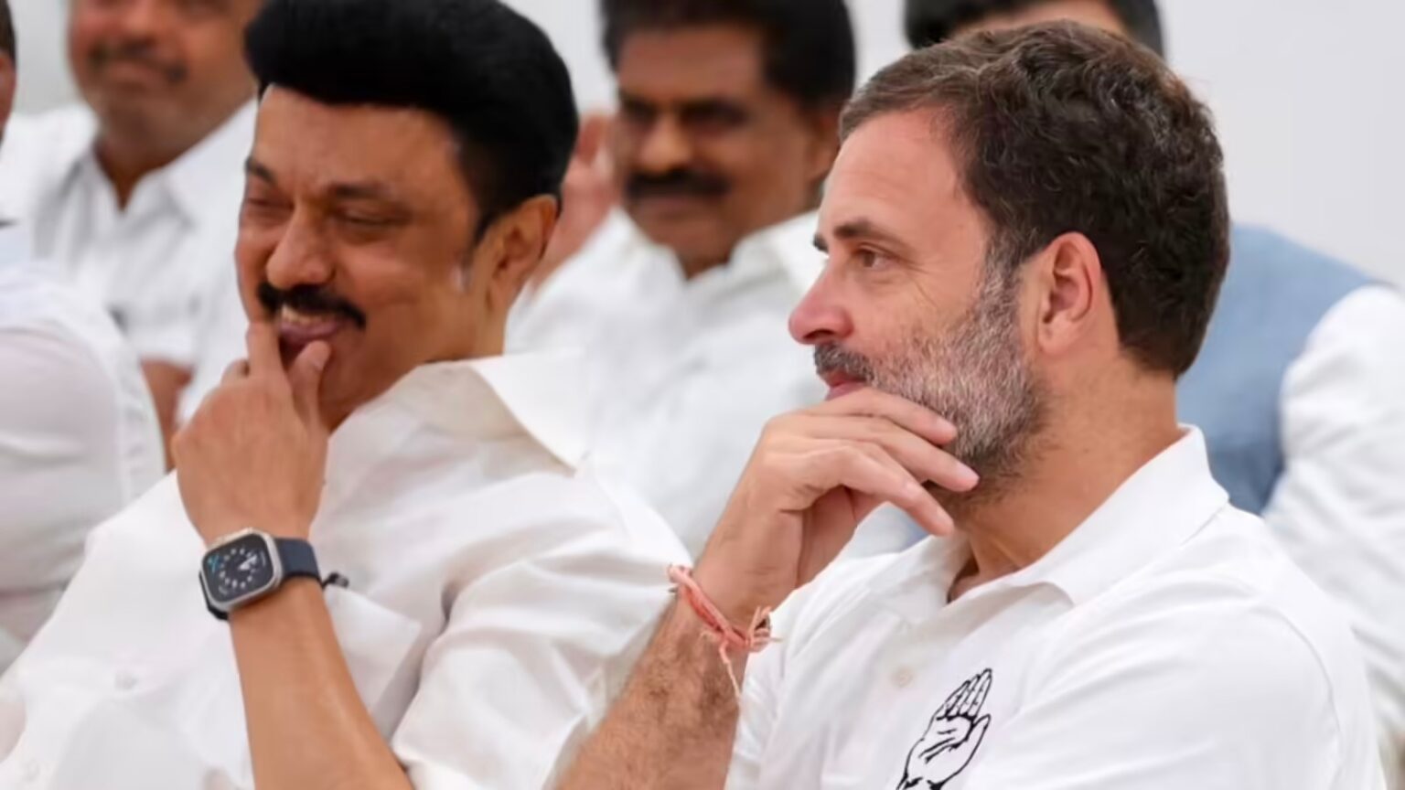 அரசியல் மாற்றங்களுக்கு மத்தியில் நீடிக்கும் அன்பு..!! மு.க ஸ்டாலினுக்கு ராகுல் நன்றி..!! image 25 11