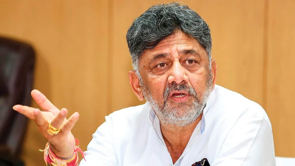 கர்நாடக அமைச்சரவையில் ஏன் ஒரு பெண் அமைச்சர் கூட இல்லை..?? டி.கே.சிவகுமார் விளக்கம்..!! image 33 1