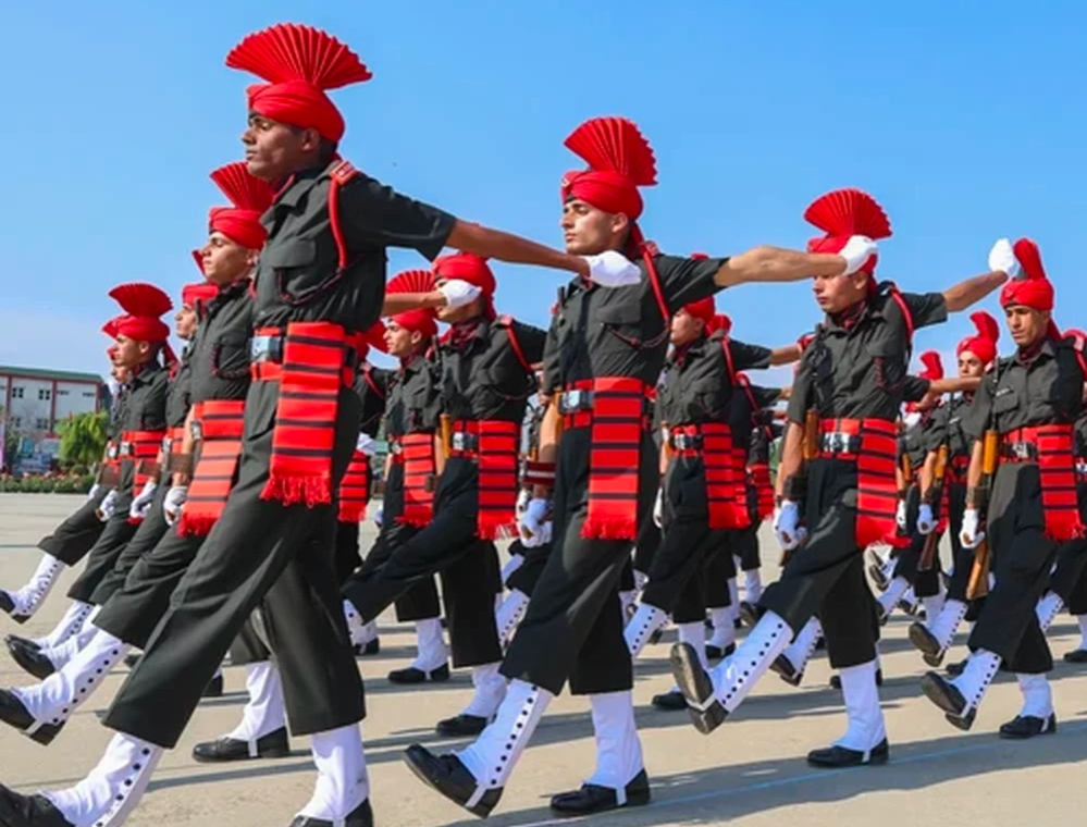 ‘ராணுவ சீருடைகள்-2026’: புதிய சீருடை விதிமுறைகளை அறிமுகம் செய்கிறது இந்திய ராணுவம்..!! image 39