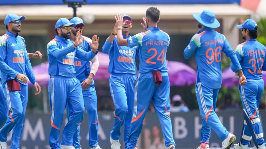 ஒரே பவுலர்… ஒரே ஃபீல்டர்… ஹாட்ரிக் கேட்ச்!. ரோகித் – பிரசித் கிருஷ்ணா அதிரடி! rohit Prasidh Krishna