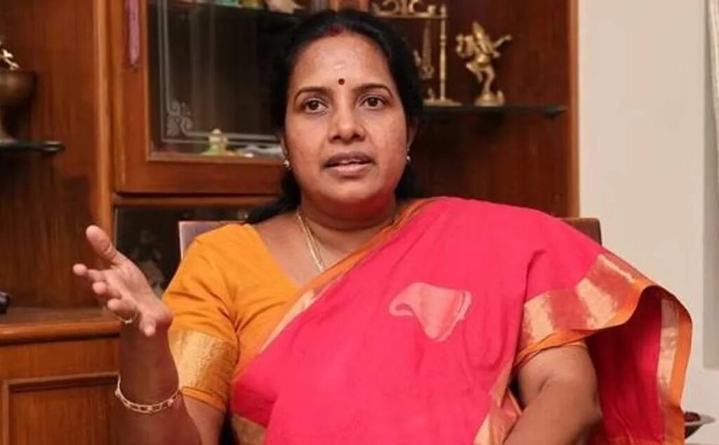 விமர்சிச்சா ஜெயிலா? திமுக பாணியை கையில் எடுக்கிறதா தவெக? வானதி சீனிவாசன் அட்டாக்! vanathi srinivasan