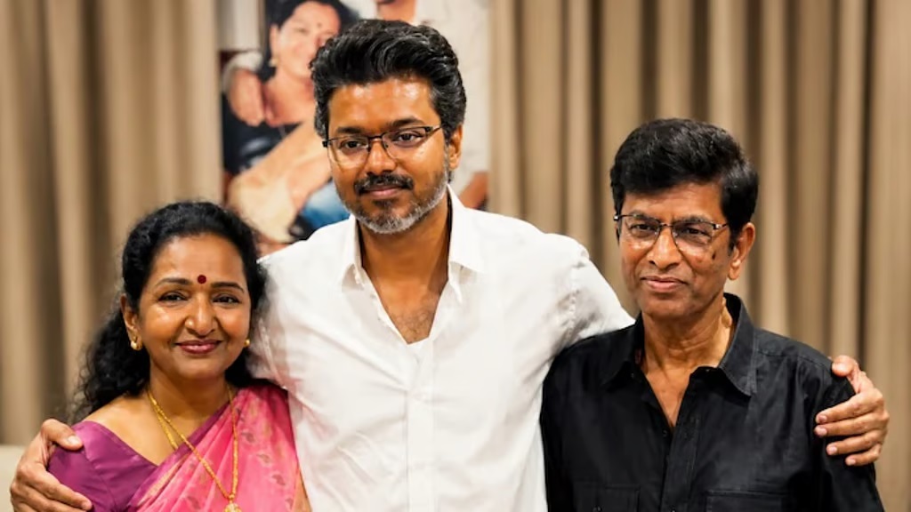 விஜய்யின் அரசியல் பயணமும் தந்தை எஸ்ஏசி-யின் 17 ஆண்டு கனவும்! vijay Family