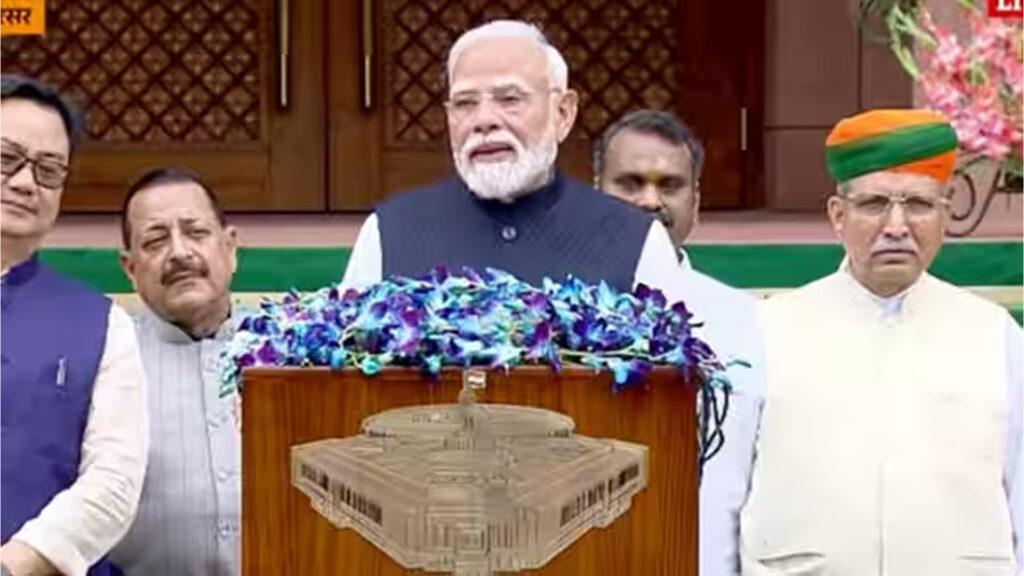 சர்வதேச அளவில் இந்தியா சாதனைகளை நிகழ்த்தியுள்ளது – பிரதமர் மோடி பெருமிதம் 001 PM 1