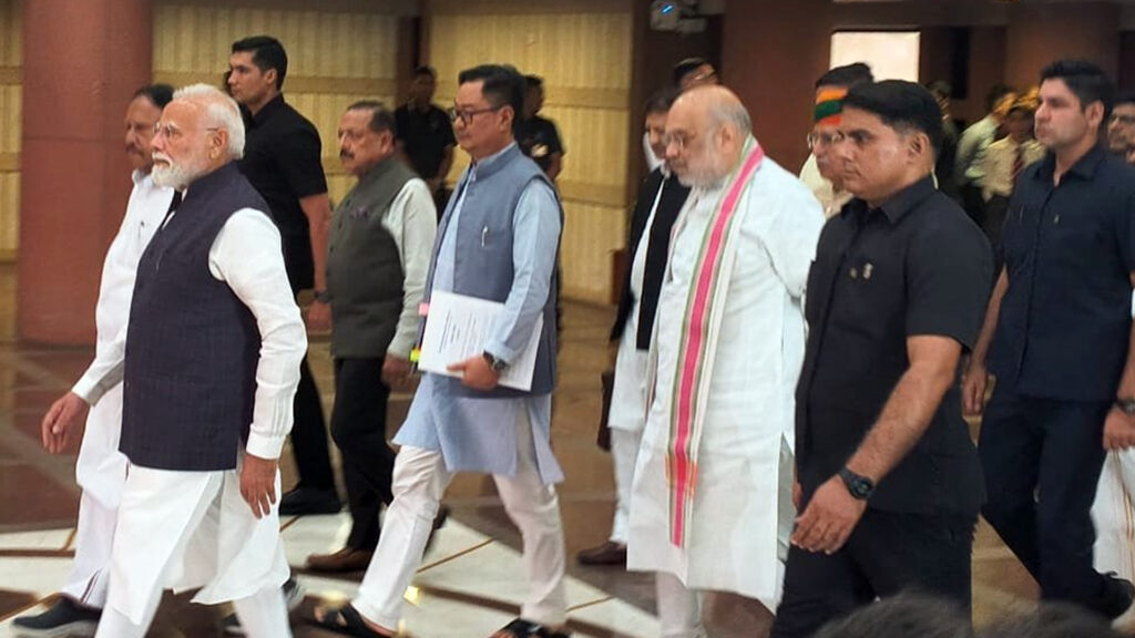 001 pm modi