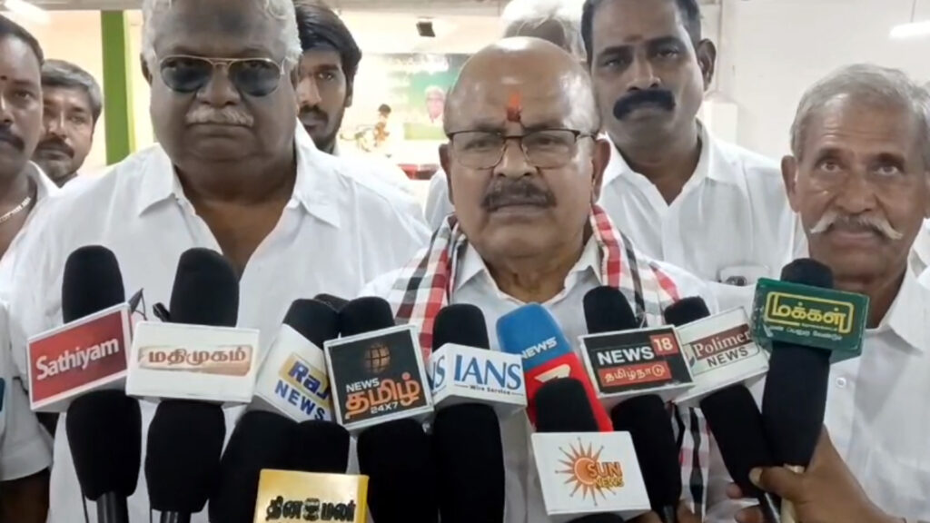 நிதி நிலை மோசம் என மக்களை முதலமைச்சர் ஏமாற்ற முடியாது; திமுக – அதிமுக இருவேறு துருவங்கள்; ஒன்று சேராது – பொள்ளாச்சி ஜெயராமன்! 003 pollachi jayaraman