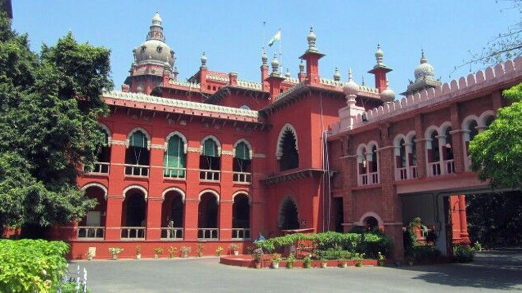 தனியார் கல்வி நிறுவனங்கள் தொடந்த வழக்கு; மத்திய, மாநில அரசுகள் பதிலளிக்க உத்தரவு 006 hc