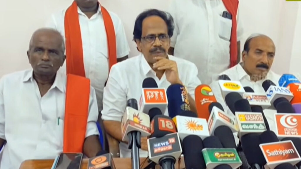 பாஜக-வை வீழ்த்த திமுக, தவெக ஒன்றிணைய வேண்டும்: சி.பி.ஐ. வீரபாண்டியன் பேட்டி 017 cpi