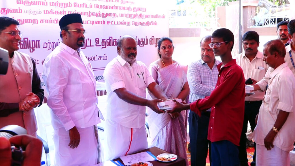 காவிரி நீர்; ஒன்றிய அரசு விவசாயிகளை ஏமாற்றுகிறது – அமைச்சர் ஷாஜஹான் குற்றச்சாட்டு! 2 017 shahahan B