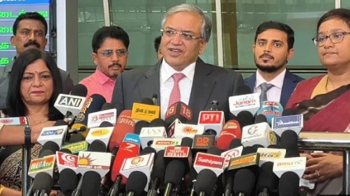 சுதந்திரத்திற்குப் பின் வரலாற்றுச் சாதனை வாக்குப்பதிவு: தமிழ்நாட்டு மக்களுக்கு இந்திய தலைமை தேர்தல் ஆணையர் வாழ்த்து! 2 35