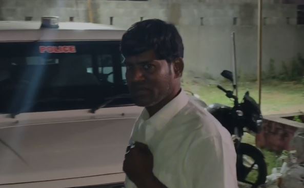 செங்கல்பட்டு : லஞ்சம் வாங்கிய தவெக நிர்வாகி அதிரடி கைது..! சிறையில் அடைப்பு..! 3 14